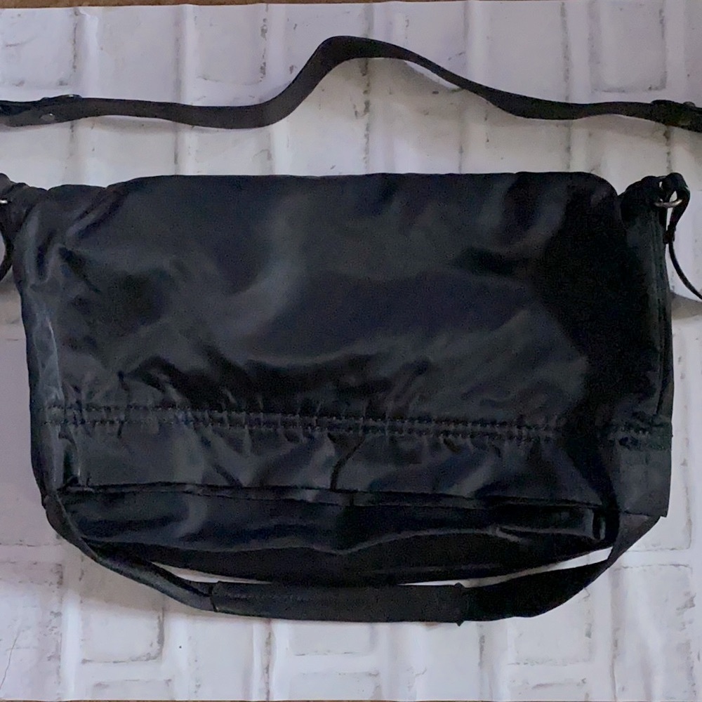 Gap Foldover Bag